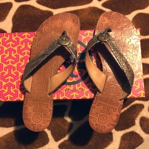 Tory Burch Thora Leather Thong Gold Sandal Size 8